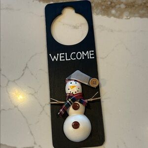 Festive Snowman Welcome Door Hanger - Black and White